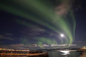 IMG_6010 Mere nordlys. Denne gang fra Kvalsund på en månelys kveld.